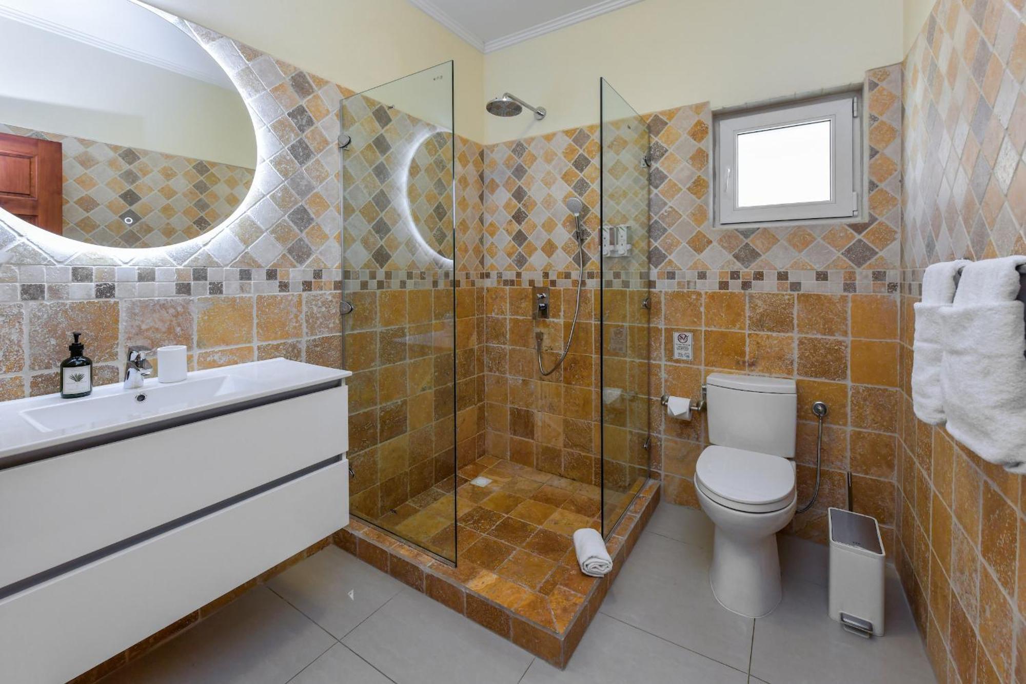 Villa Swiss Paradise With Private Pool Palm Beach Екстер'єр фото