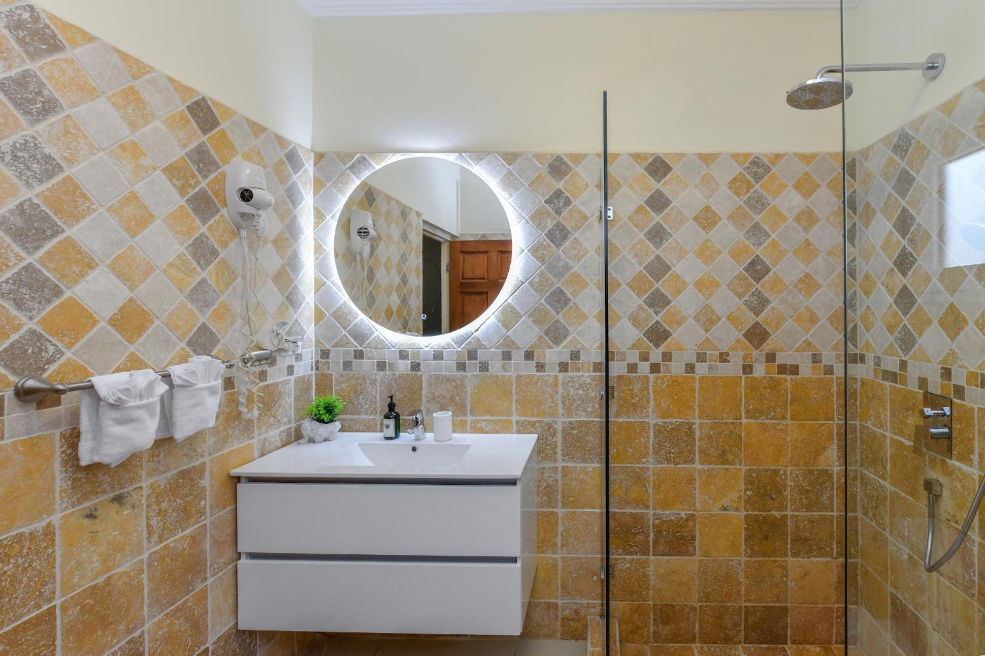 Villa Swiss Paradise With Private Pool Palm Beach Екстер'єр фото
