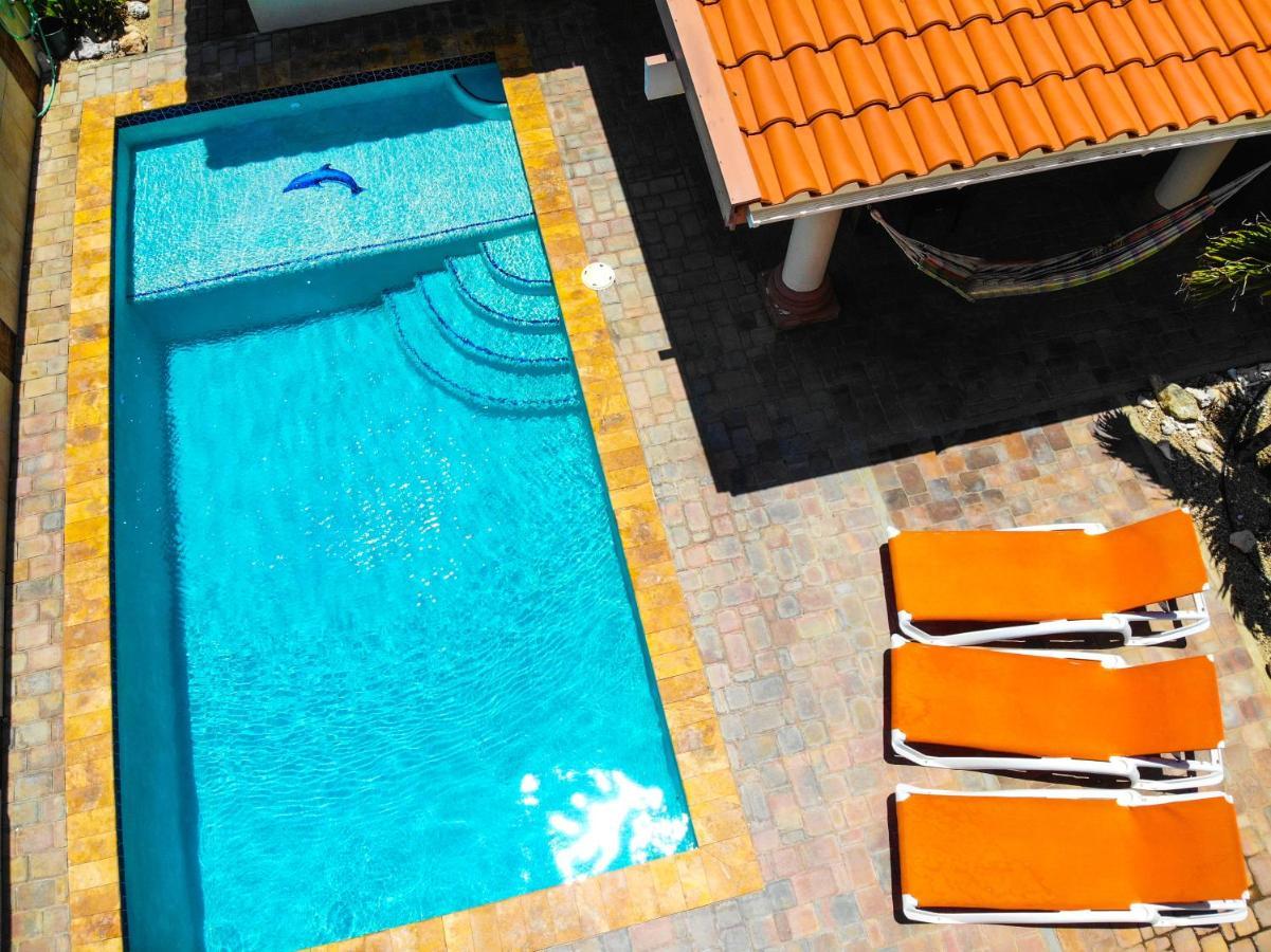 Villa Swiss Paradise With Private Pool Palm Beach Екстер'єр фото